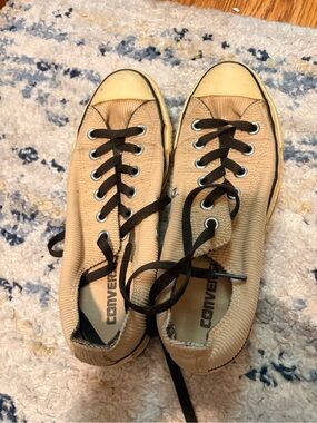 Converse Women's Low-Top Sneakers in Beige with Brown Laces corduroy.